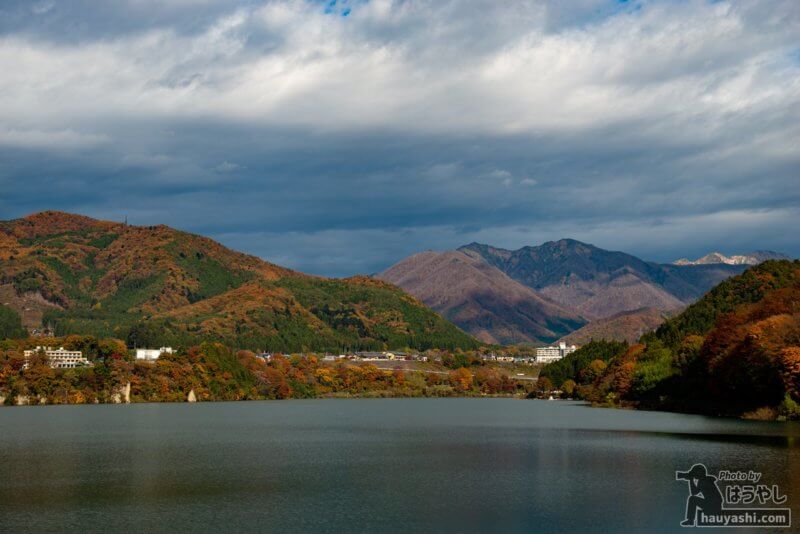 相俣ダム・赤谷湖の紅葉（2020年11月7日）
