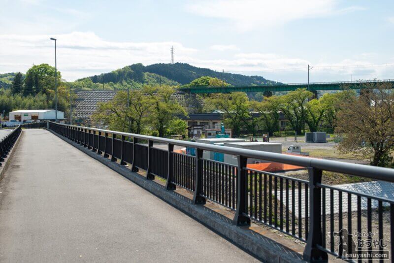 阿岩橋から見たJR八高線の入間川橋梁（おさまけ第1話に登場した橋）